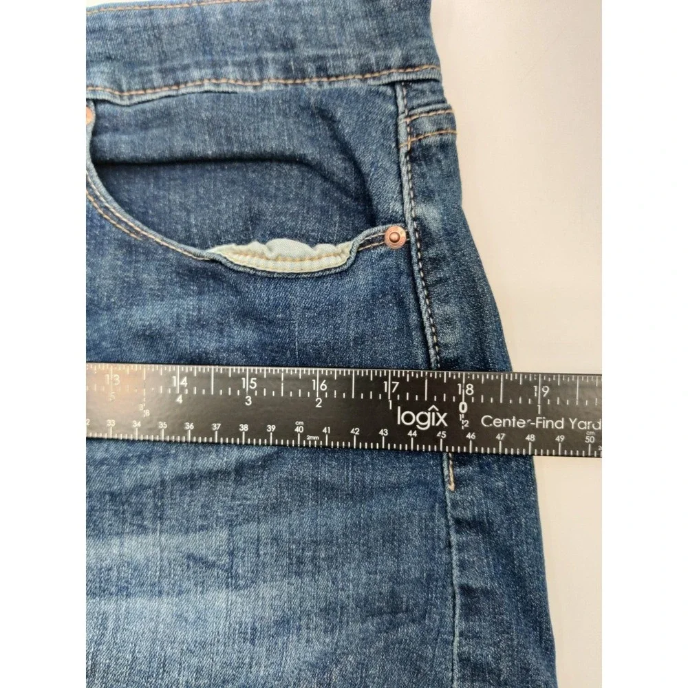 Signature by Levi Strauss Womens Mid Rise Denim Shorts Blue Cuffed Size 10 W30